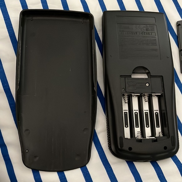 TEXAS INSTRUMENTS TI-83 Graphing Calculator - working condition - Picture 4 of 6